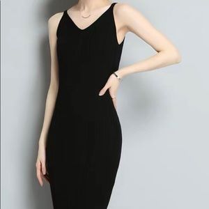 Long black dress